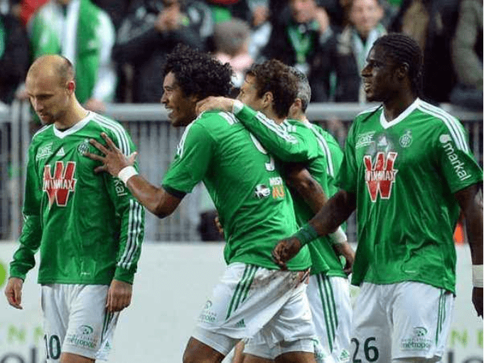  圣埃蒂安防守漏洞百出遭升班马痛击